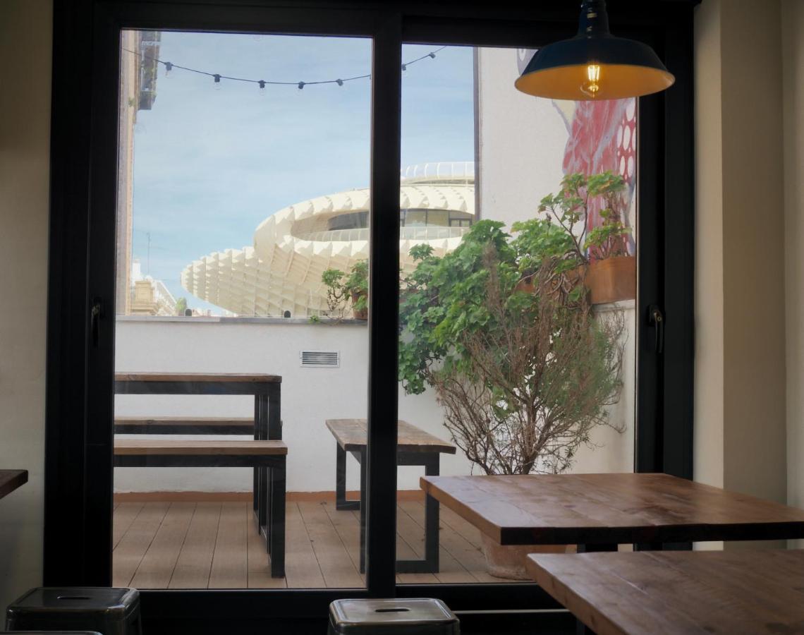 Joy Setas Coworking Hostel Sevilla Bagian luar foto