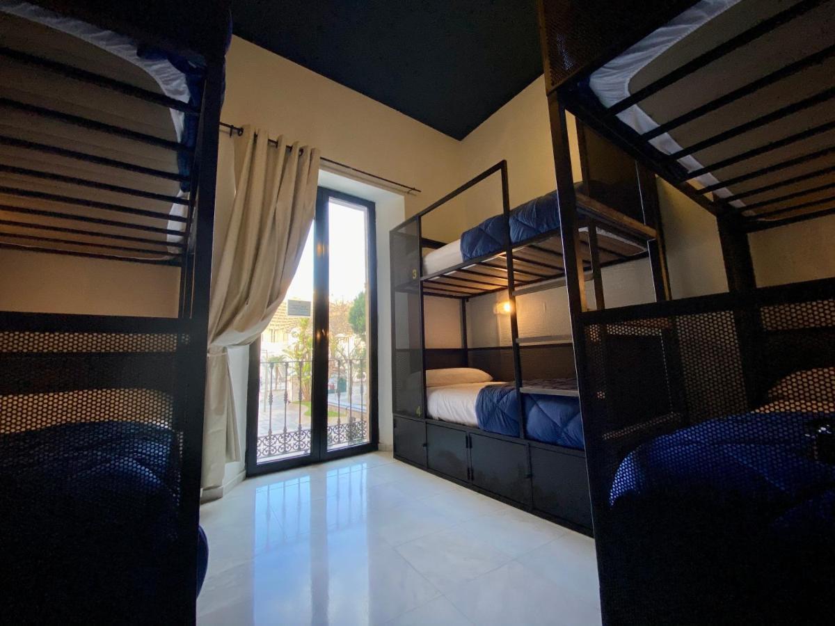 Joy Setas Coworking Hostel Sevilla Bagian luar foto