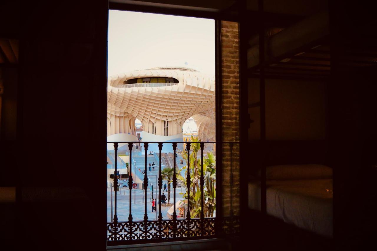 Joy Setas Coworking Hostel Sevilla Bagian luar foto