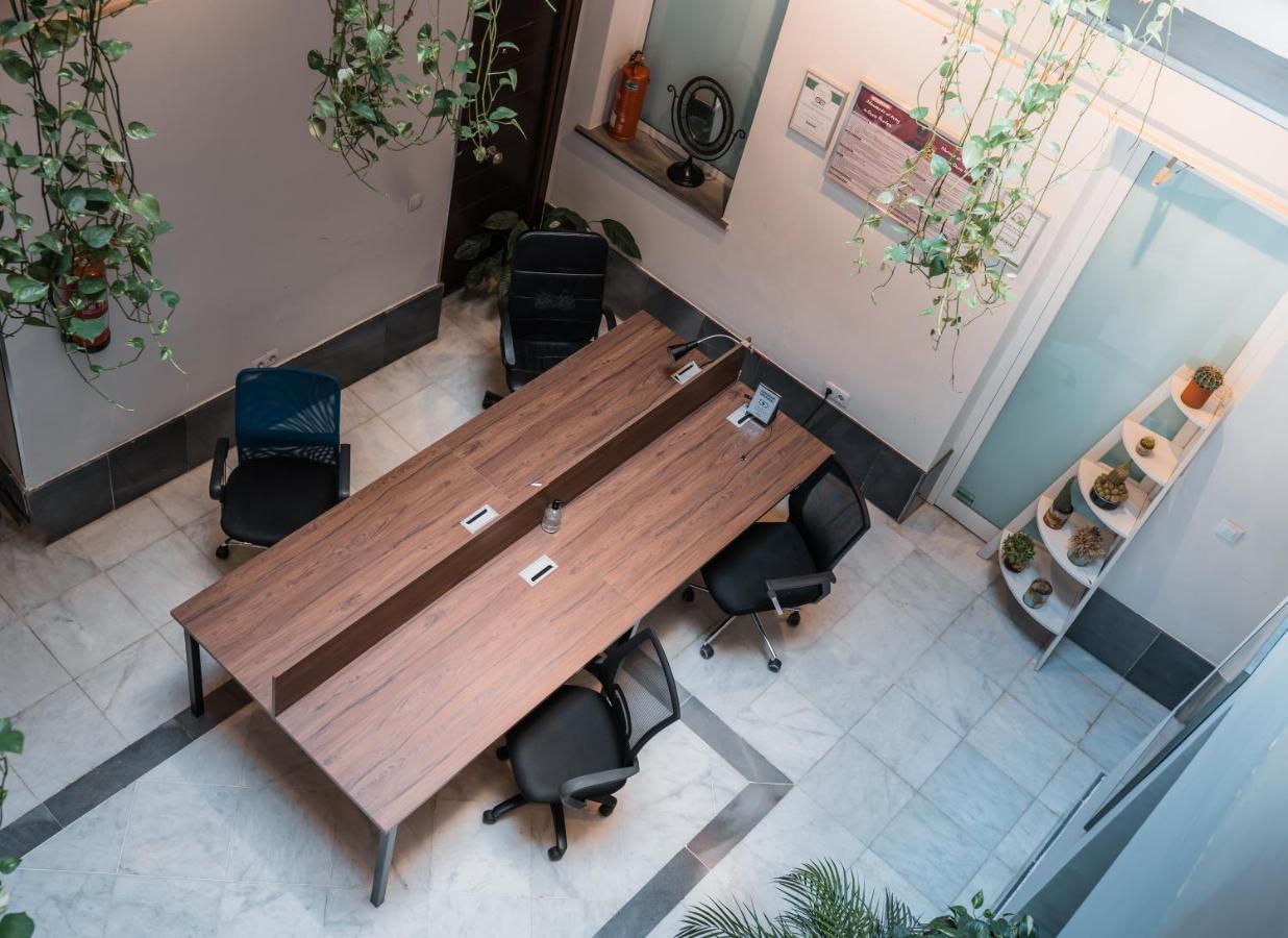 Joy Setas Coworking Hostel Sevilla Bagian luar foto