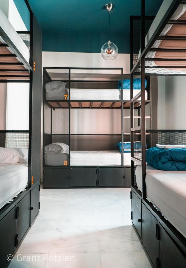 Joy Setas Coworking Hostel Sevilla Bagian luar foto