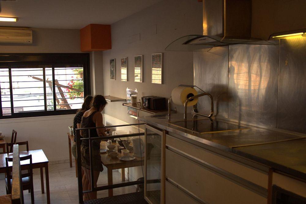 Joy Setas Coworking Hostel Sevilla Bagian luar foto